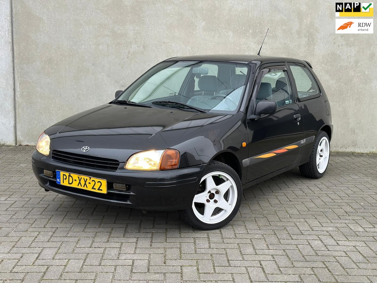 Toyota Starlet - 1.3-16V Nw APK NAP 15'' Trekhaak Elek ramen - AutoWereld.nl