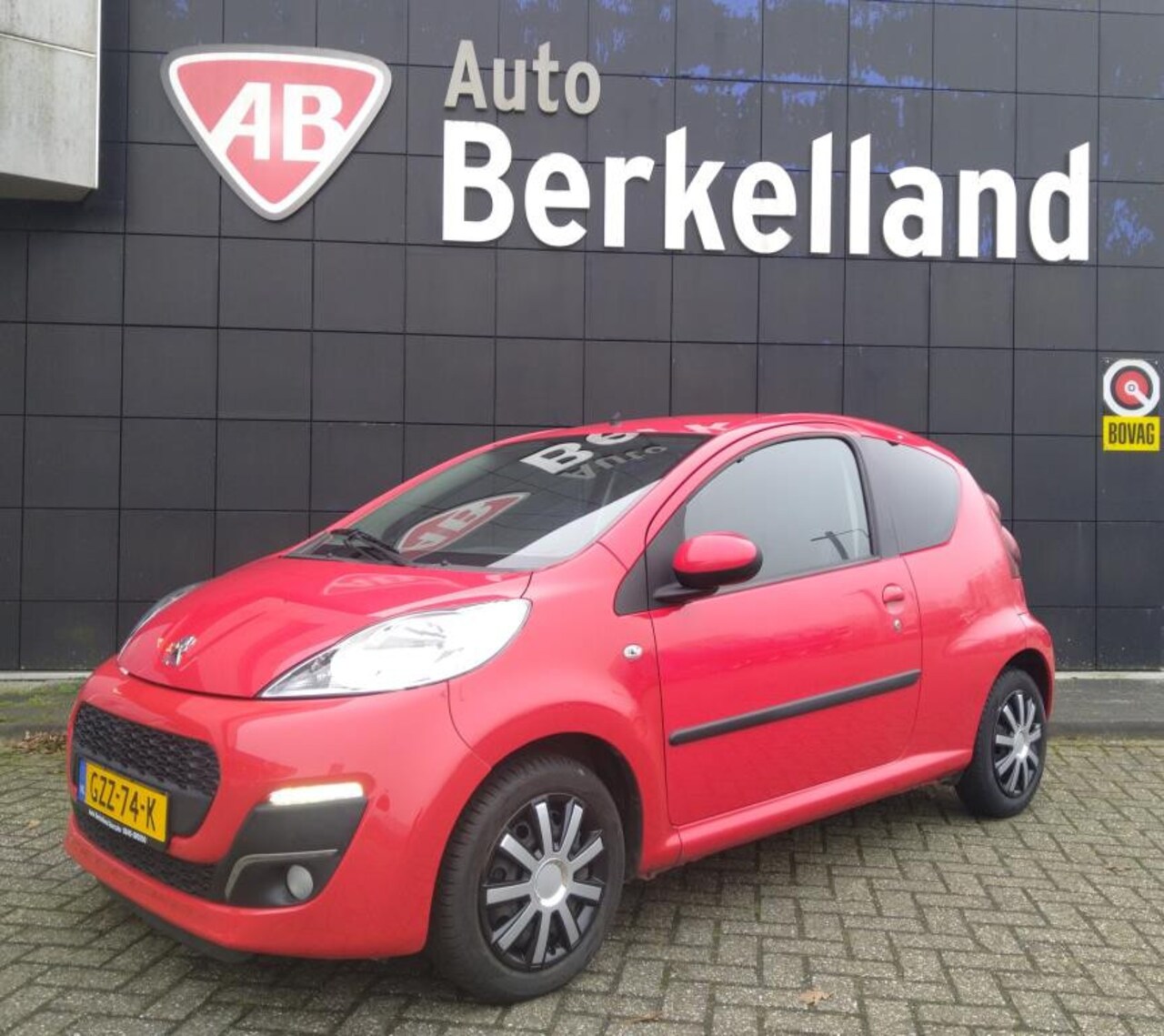 Peugeot 107 - 1.0 12V 3-Drs Red-Hot 2012 Airco / Elektrisch pakket - AutoWereld.nl