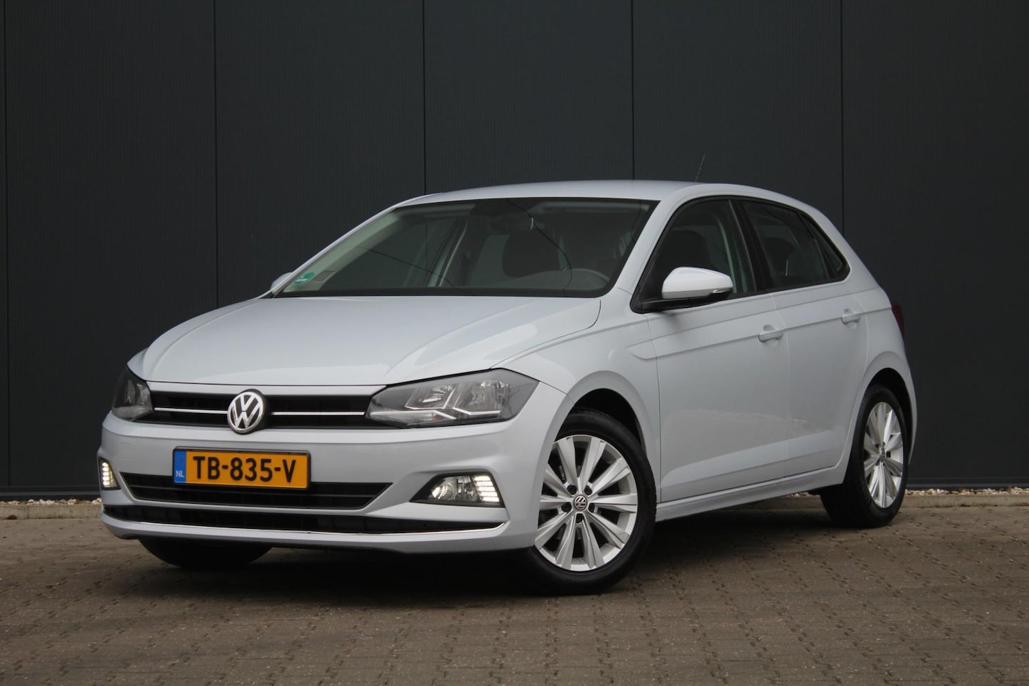 Volkswagen Polo - 1.0 TSI Highline | Dealer onderhouden | ACC | ECC |Navigatie | Apple Carplay | NAP | APK | - AutoWereld.nl