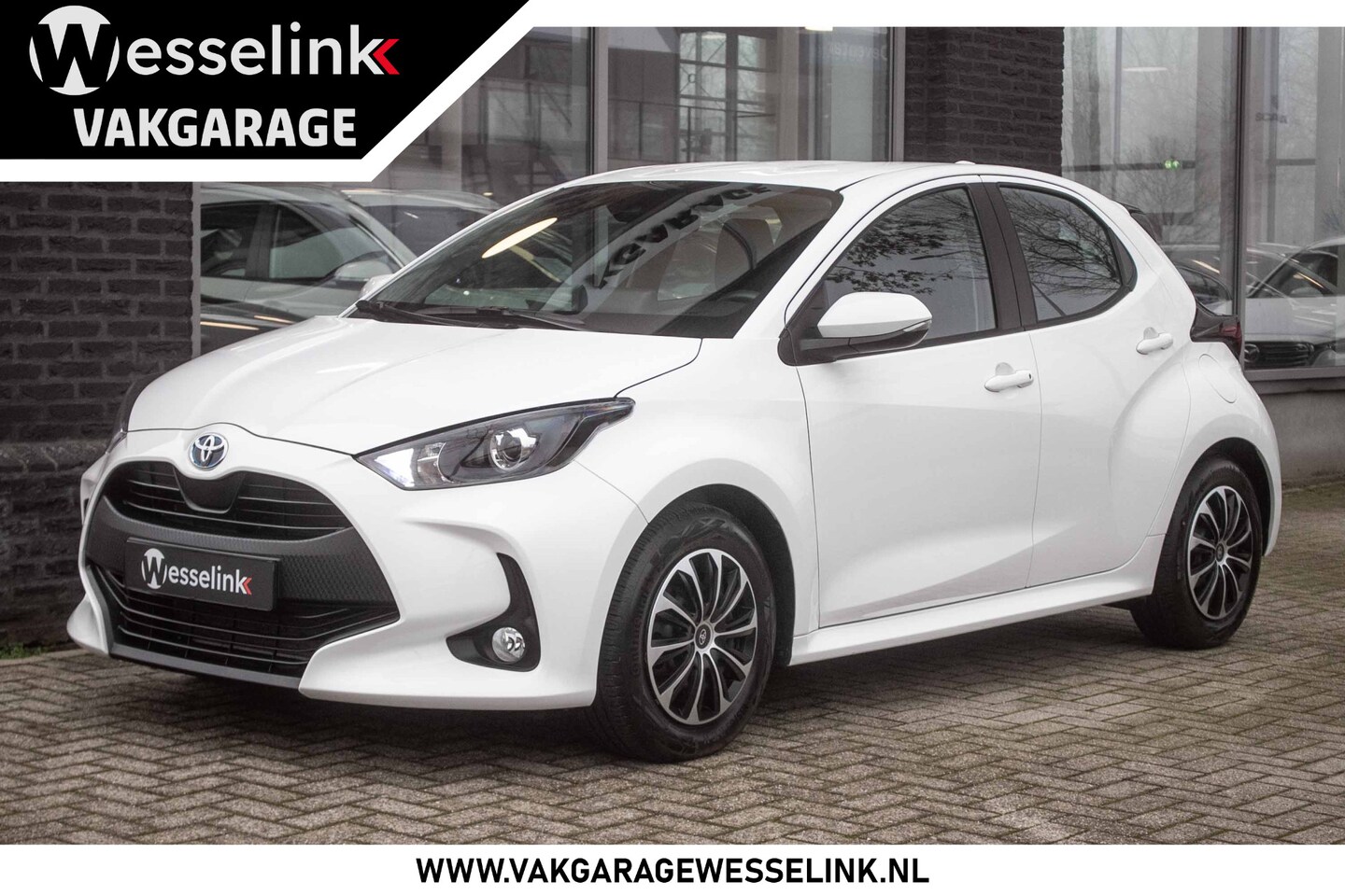 Toyota Yaris - 1.5 Hybrid Active - All-in rijklrprs | clima | Apple cp/Android auto - AutoWereld.nl