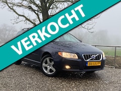 Volvo V70 - 2.0T Momentum | Dealer onderhoud | Leer + Navi + Stoelverw. nu €7.975,