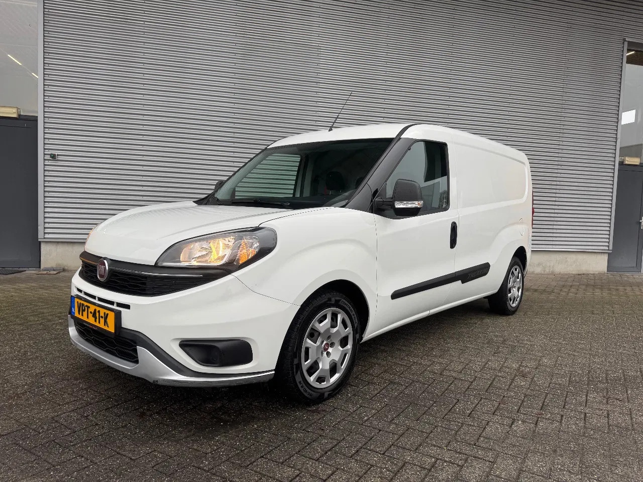 Fiat Doblò - Maxi 1.6 MJ L2H1 S Trekking, Navi - AutoWereld.nl