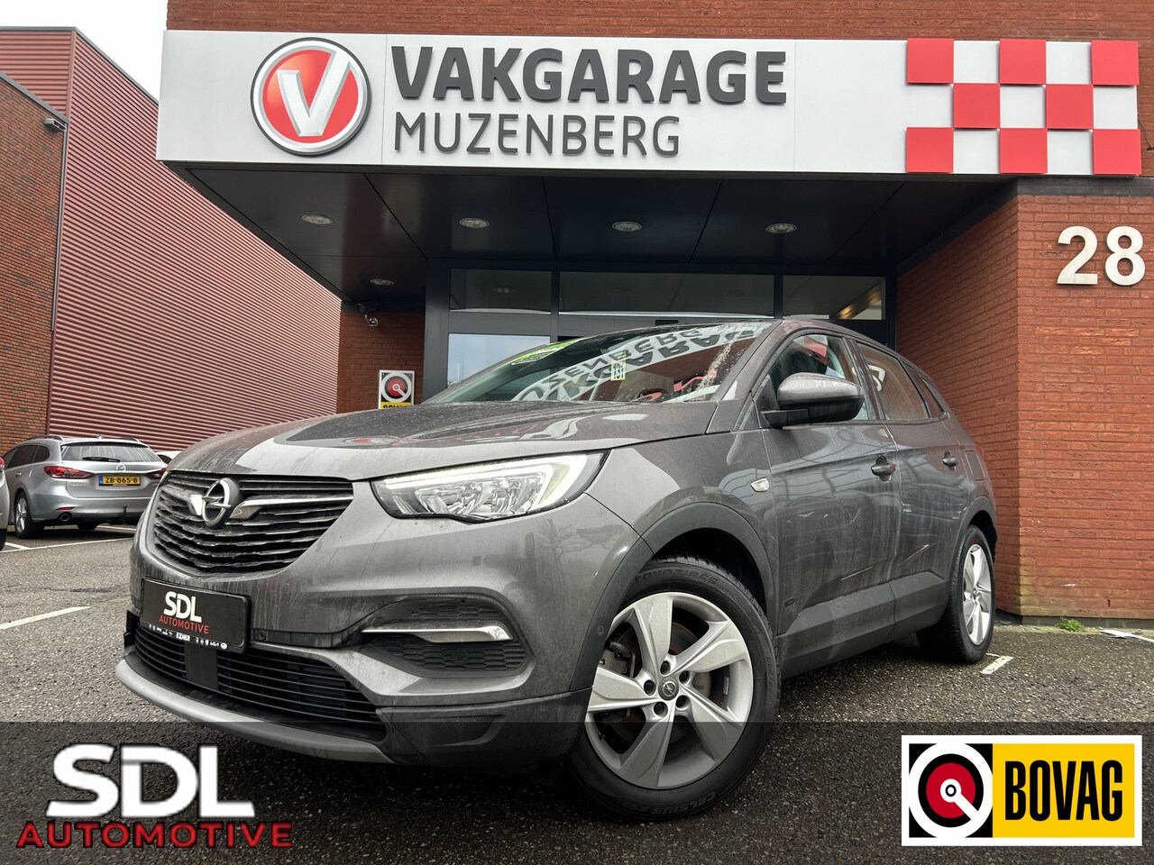 Opel Grandland X - 1.6 Turbo Hybrid Business Elegance // FULL LED // NAVI // CAMERA // PDC V+A // APPLE CARPL - AutoWereld.nl