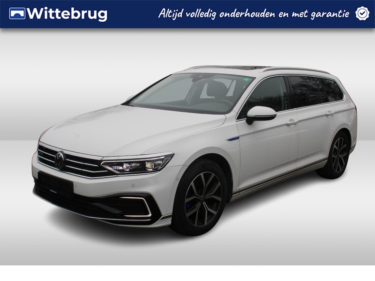 Volkswagen Passat Variant - 1.4 TSI 218pk PHEV GTE DSG Automaat Panorama dak / Navigatie / APP Connect / Keyless / LED - AutoWereld.nl