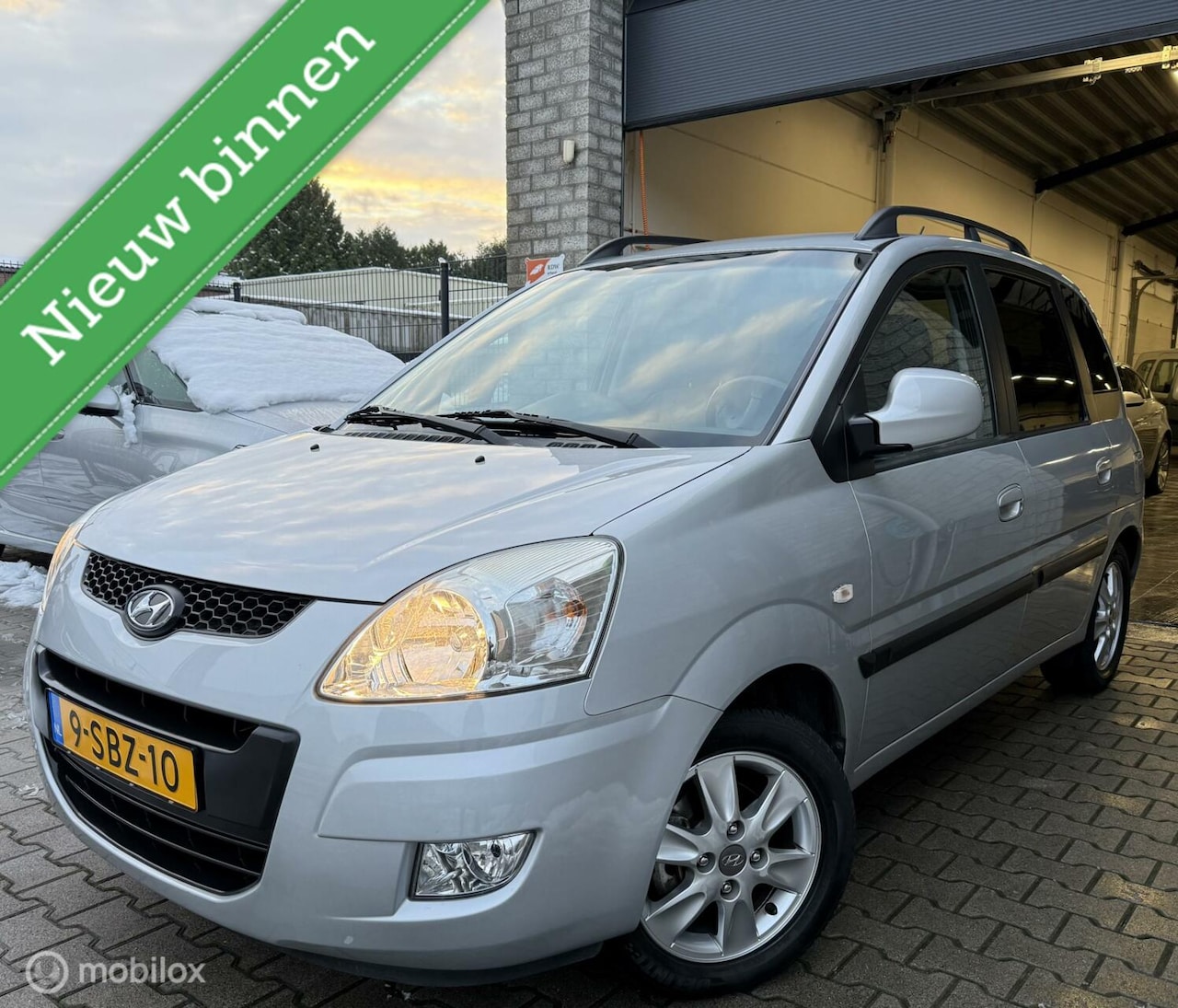 Hyundai Matrix - 1.6i Dynamic / Automaat / Leer / 93.000KM - AutoWereld.nl