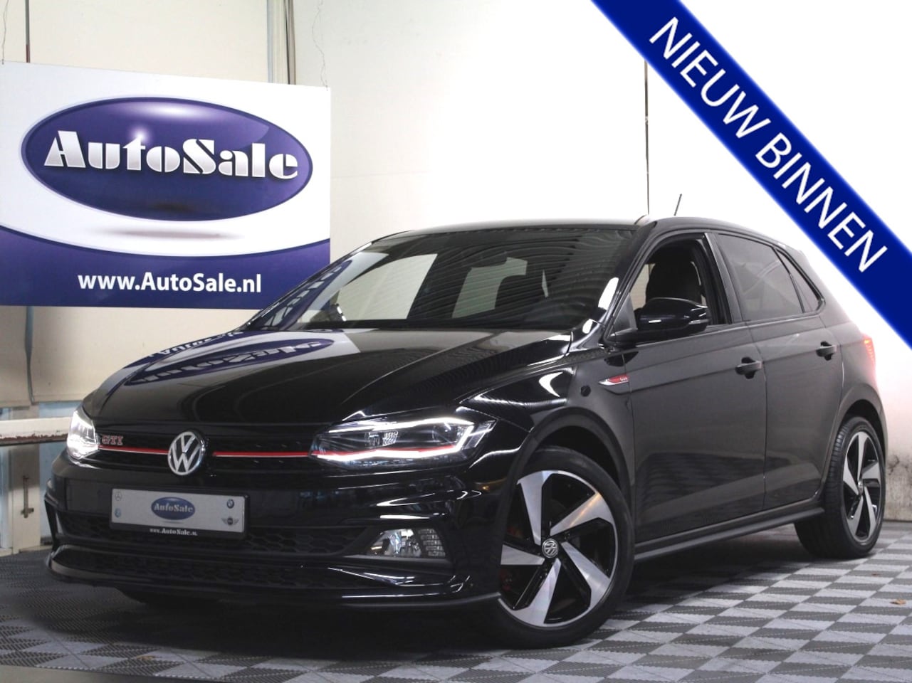 Volkswagen Polo - 2.0 TSI GTI DSG VIRTUAL CARPLAY ACC CAMERA STOELVW '20 - AutoWereld.nl