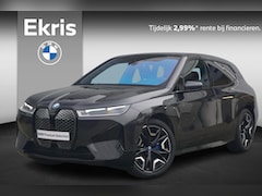 BMW iX - xDrive40 Sportpakket 22'' / Soft Close / Warmte Comfortpakket / Harman Kardon