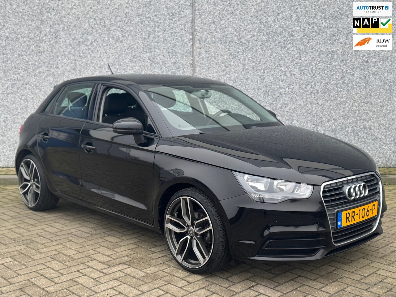 Audi A1 Sportback - 1.2 TFSI Attraction Pro Line-GoedOnderhouden-Airco-LMV - AutoWereld.nl