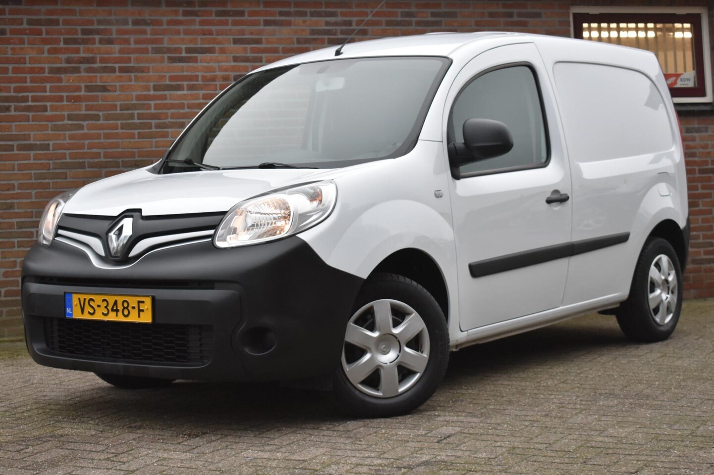 Renault Kangoo Express - 1.5 dCi 75 Express Générique '15 Airco BTW Inruil mogelijk - AutoWereld.nl