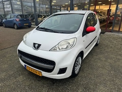 Peugeot 107 - 1.0-12V XS AIRCO APK 6-25 BJ 2011