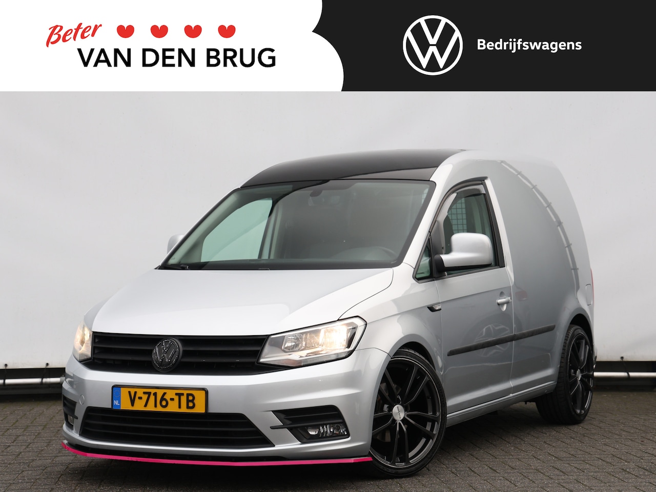 Volkswagen Caddy - 2.0 TDI L1H1 BMT Highline | Airco | Cruise | Navi | LM | Verlaagd | Spoiler | PDC | - AutoWereld.nl