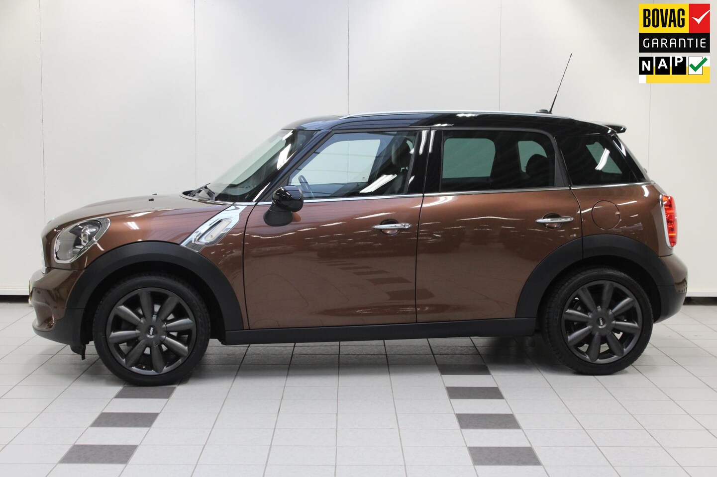 MINI Countryman - Mini 1.6 Cooper Chili*Panoramadak*Lederen Bekleding*Nap* - AutoWereld.nl