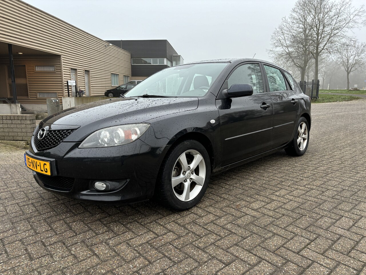 Mazda 3 Sport - 1.6 Executive [ airco ecc,audio,lmv ] - AutoWereld.nl