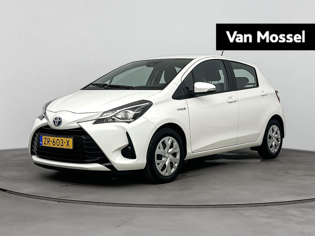 Toyota Yaris - 1.5 Hybrid Active 1.5 Hybrid Active - AutoWereld.nl