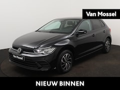 Volkswagen Polo - 1.0 TSI Life Edition 95 PK | Velgen 15'' | Parkeersensoren | Achteruitrijcamera | LED Verl