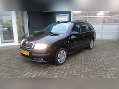 Skoda Fabia Combi - 1.4-16V Spirit+