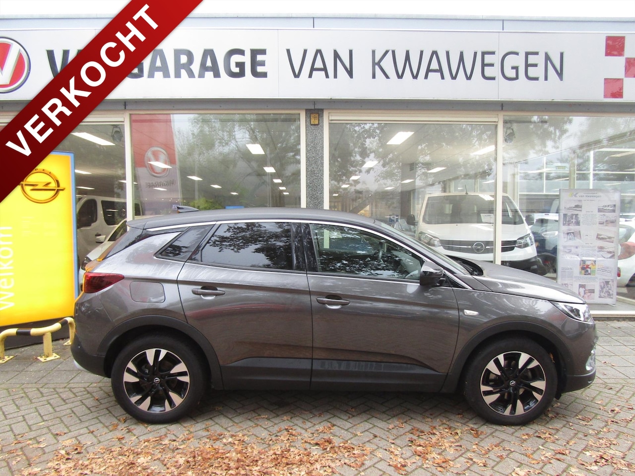 Opel Grandland X - 1.2 TURBO BUSINESS EXECUTIVE 1e EIGENAAR - AutoWereld.nl