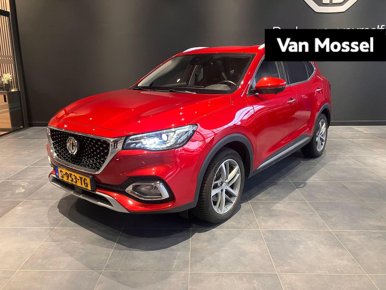 MG EHS - 1.5 TGDI Luxury Mg Mg ehs plug-in hybrid - AutoWereld.nl