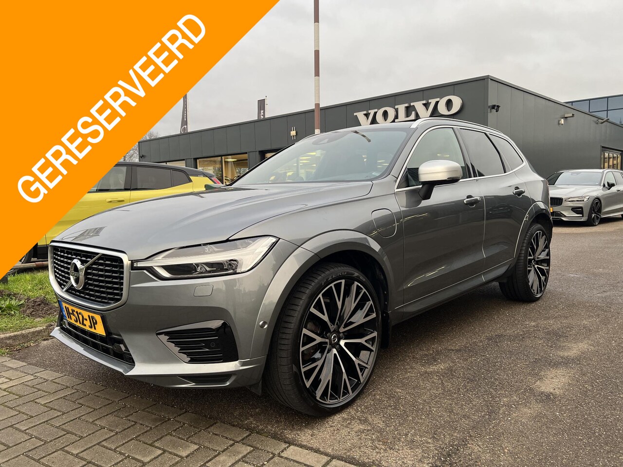 Volvo XC60 - T8 Twin Engine AWD R-Design BOWERS & WILKENS|22"LM VELGEN|PANO DAK|POWERSEATS|360 CAMERA|L - AutoWereld.nl