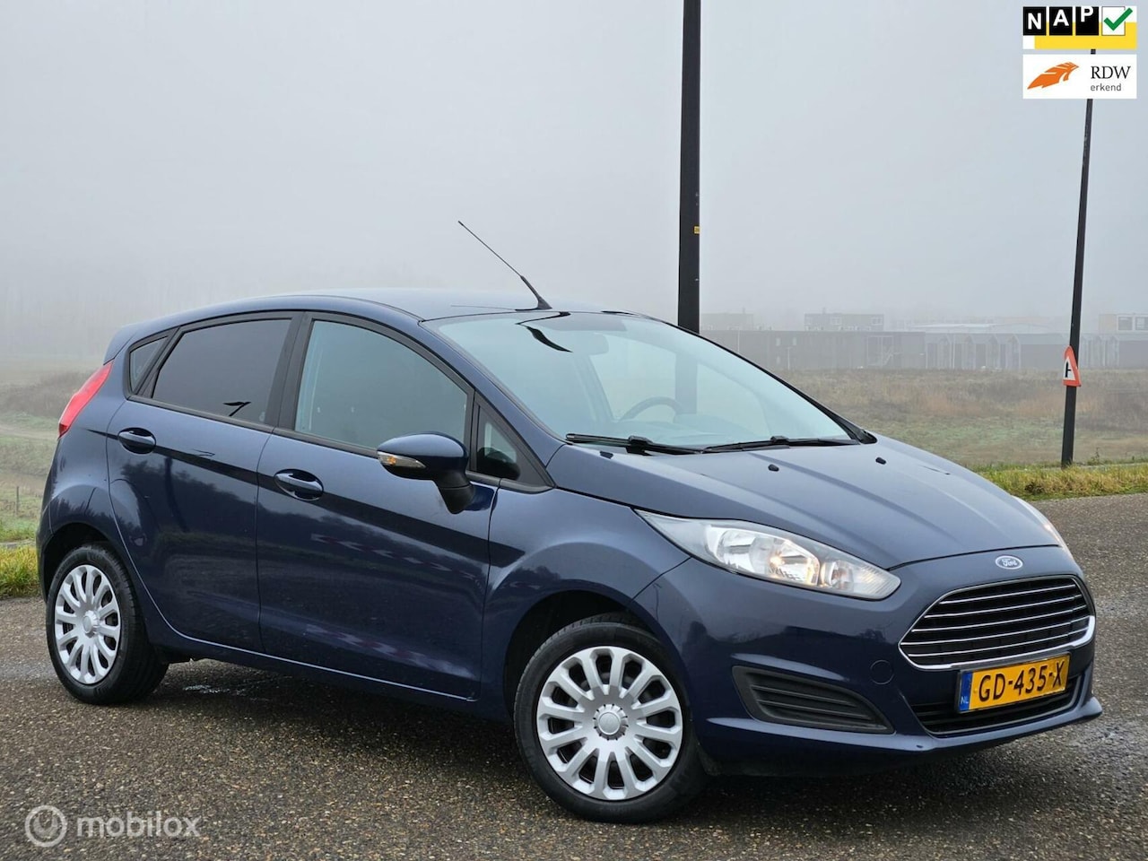 Ford Fiesta - 1.0 Style Airco| Navi| Nap| Boekjes - AutoWereld.nl