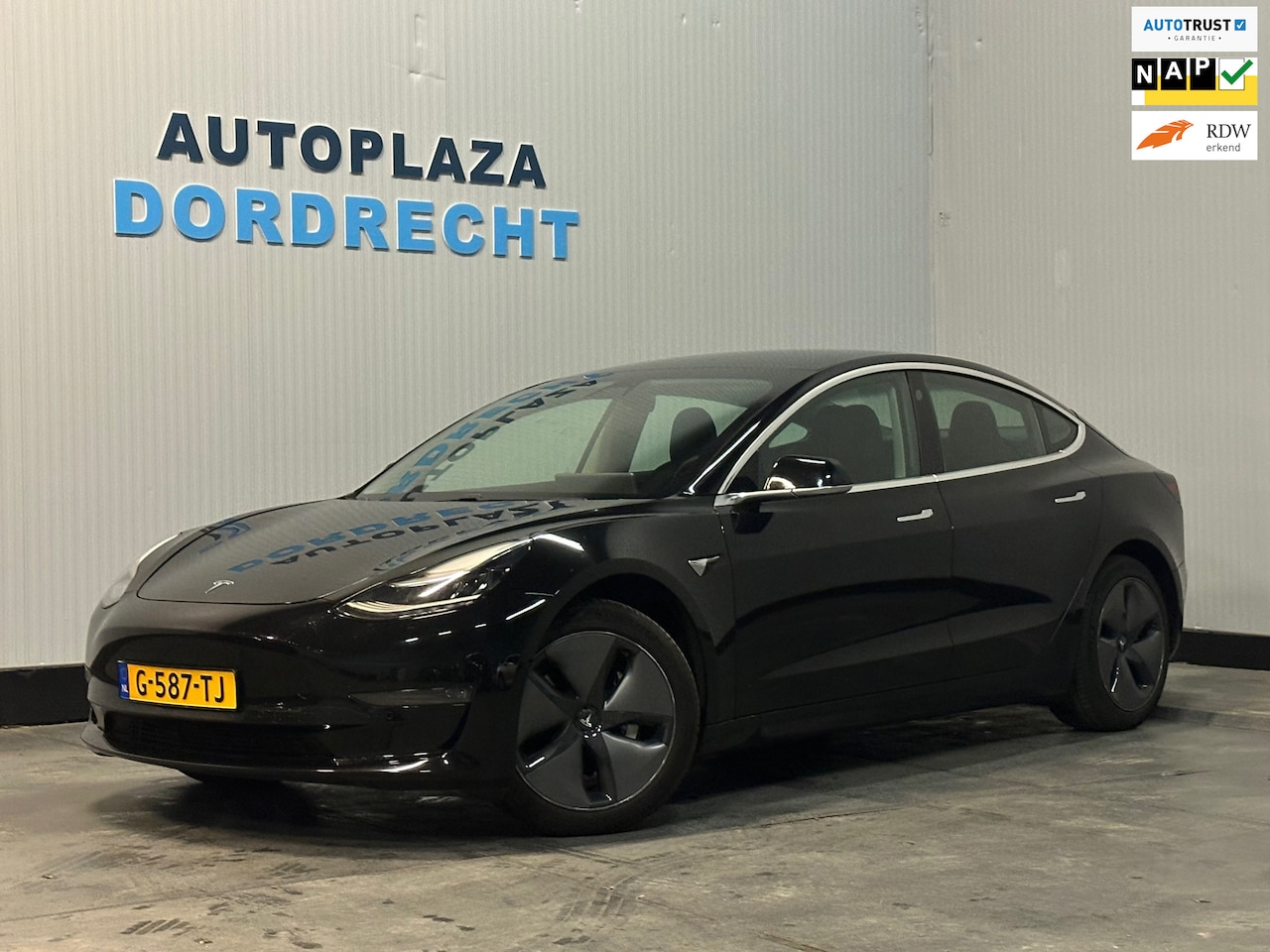 Tesla Model 3 - Long Range RWD Long Range AWD 75 kWh - AutoWereld.nl