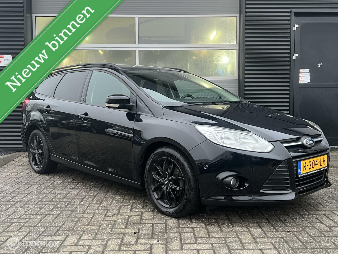 Ford Focus Wagon - 1.0 EcoBoost Titanium 1.0 EcoBoost Titanium - AutoWereld.nl