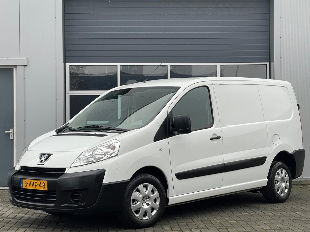 Peugeot Expert - 227 1.6 HDI L1H1 Profit+ | Marge | Airco | 3-zits | Trekhaak - AutoWereld.nl