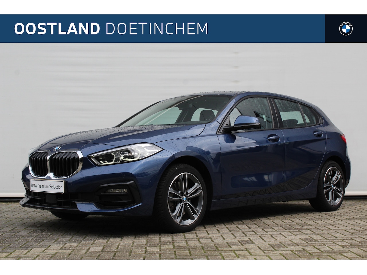 BMW 1-serie - 118i Executive Sport Line Automaat / Sportstoelen / PDC / Cruise Control / Adaptieve LED / - AutoWereld.nl