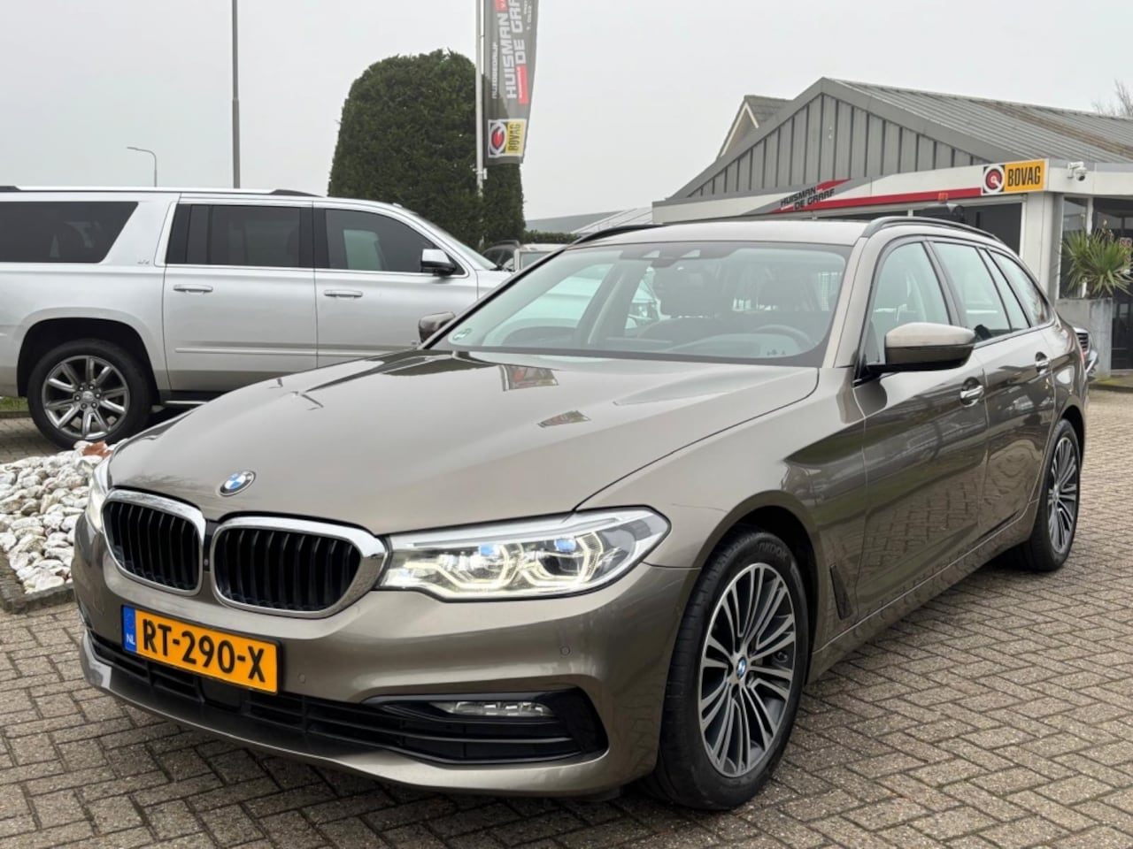 BMW 5-serie Touring - 530i High Executive 2018 NL Auto 1E Eigenaar - AutoWereld.nl