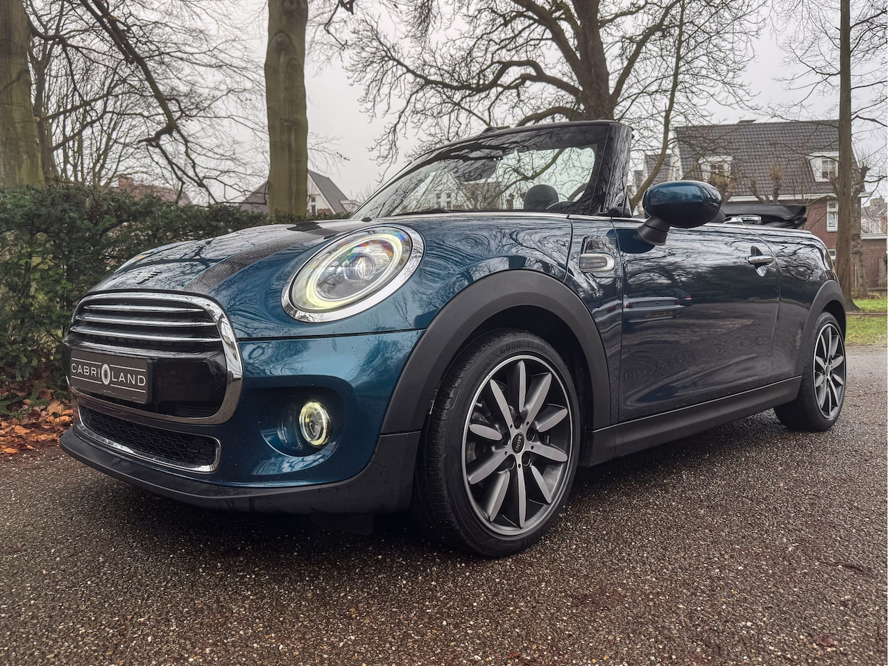 MINI Cabrio - 1.5 Cooper Sidewalk Edition 1.5 Cooper Sidewalk Edition - AutoWereld.nl