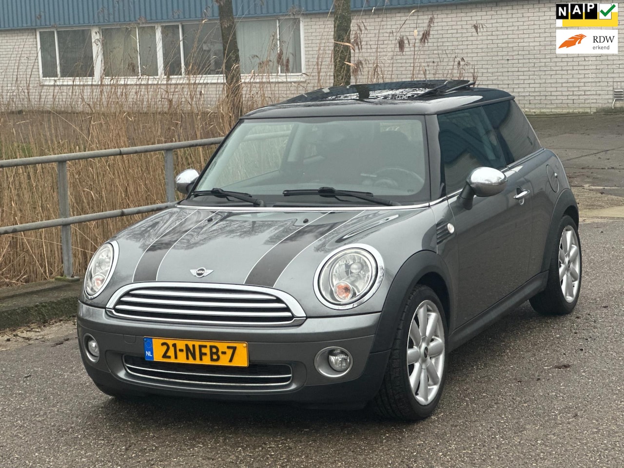 MINI Cooper - Mini 1.6 Business Line!2010!Panodak!LM.velgen!Navi!APK.! - AutoWereld.nl