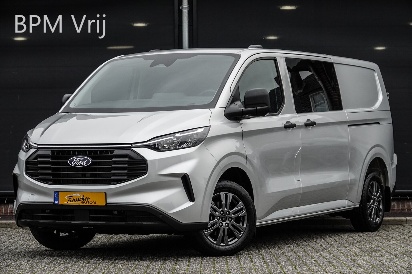 Ford Transit Custom - L2H1 2.0Tdci 150Pk | Trend 320 | Dubbel Cabine voorbereiding | Trekhaak | 17'' | Moondust - AutoWereld.nl