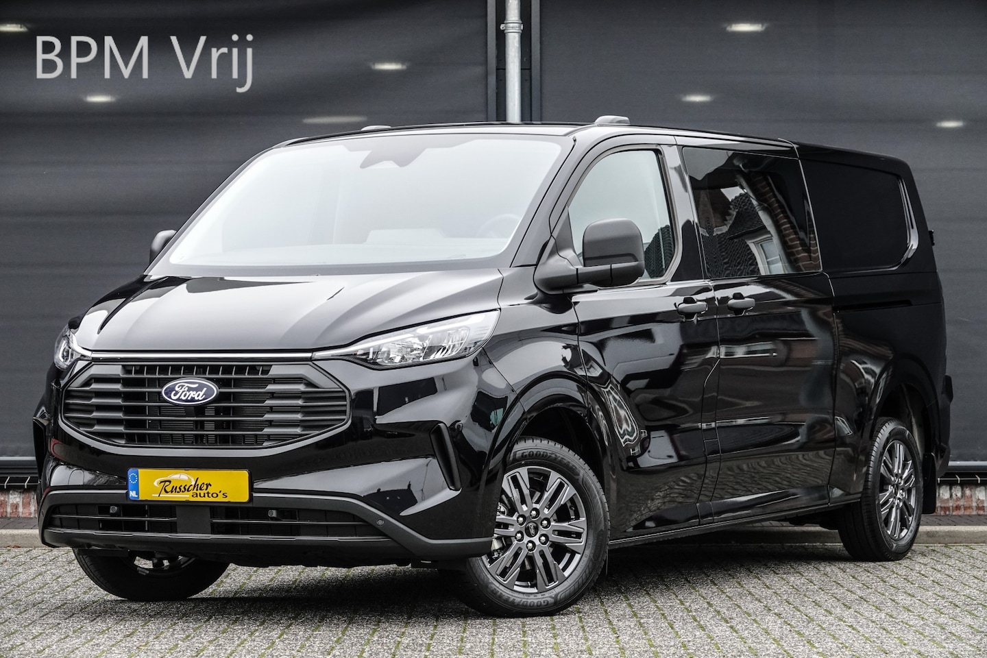 Ford Transit Custom - L2H1 2.0Tdci 150Pk | Trend 320 | Dubbel Cabine voorbereiding | Trekhaak | 17'' Agate Black - AutoWereld.nl