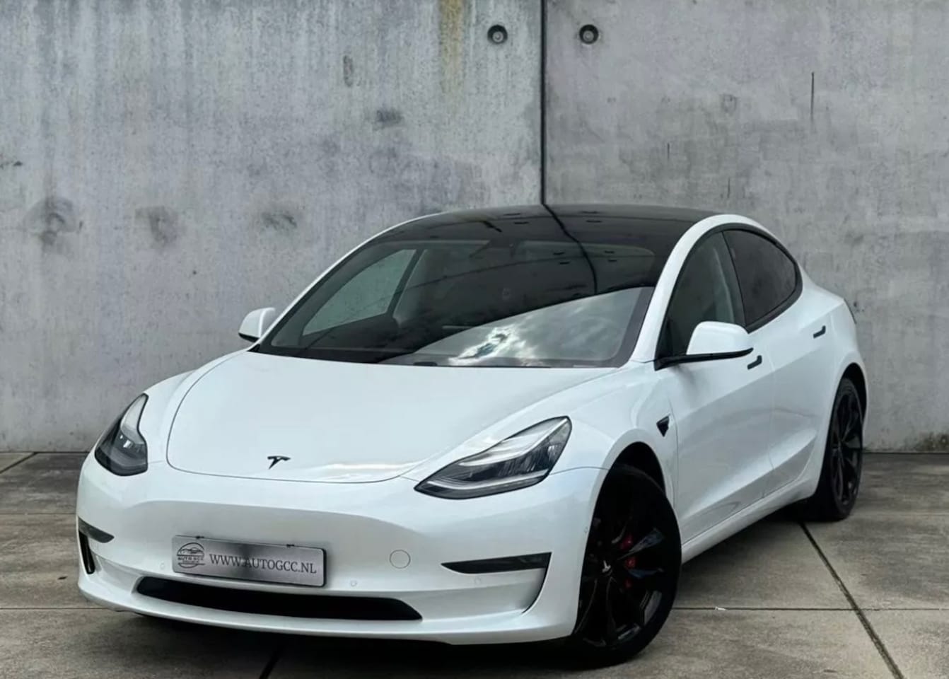 Tesla Model 3 - Long Range RWD Long Range AWD 75kWh AUTOPILOT PANO NAP BTW - AutoWereld.nl