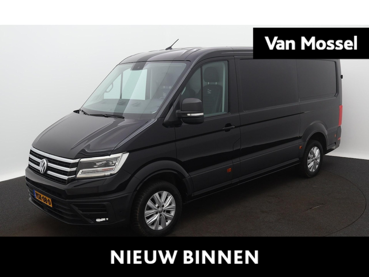 Volkswagen Crafter - 35 2.0 TDI L3H2 Exclusive | Airco | Automaat | Camera | Trekhaak | Navigatie | Adaptive cr - AutoWereld.nl