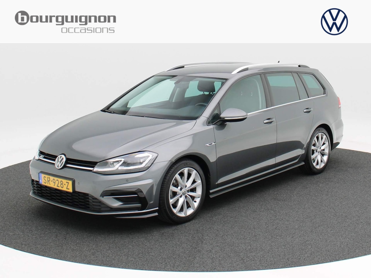 Volkswagen Golf Variant - 1.5 TSi 150 Pk Automaat R-Line | Full LED | Navigatie | 17 Inch | Virtual Dashboard | Priv - AutoWereld.nl