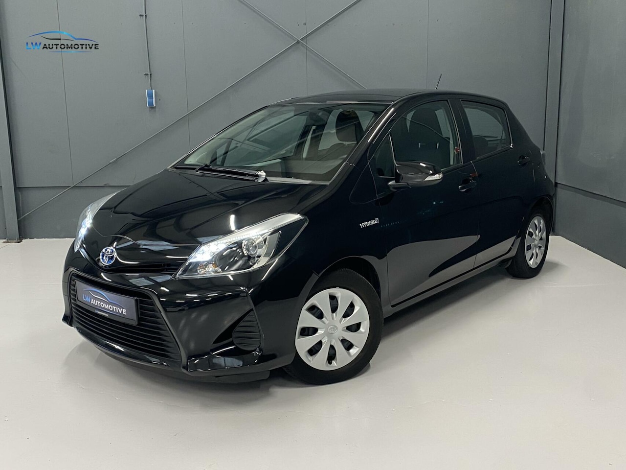 Toyota Yaris - 1.5 Full Hybrid Aspiration | Achteruitrijcamera - AutoWereld.nl