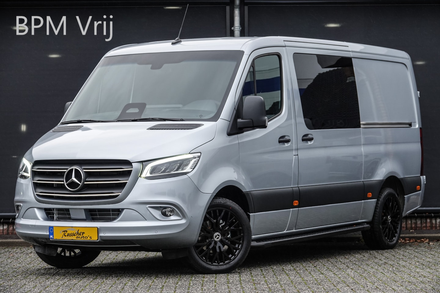 Mercedes-Benz Sprinter - L2H1 DC 319Cdi 190Pk 9G-tronic | RWD | 2xSchuifdeur | Dubbele Cabine 5-Persoons | 19'' - AutoWereld.nl