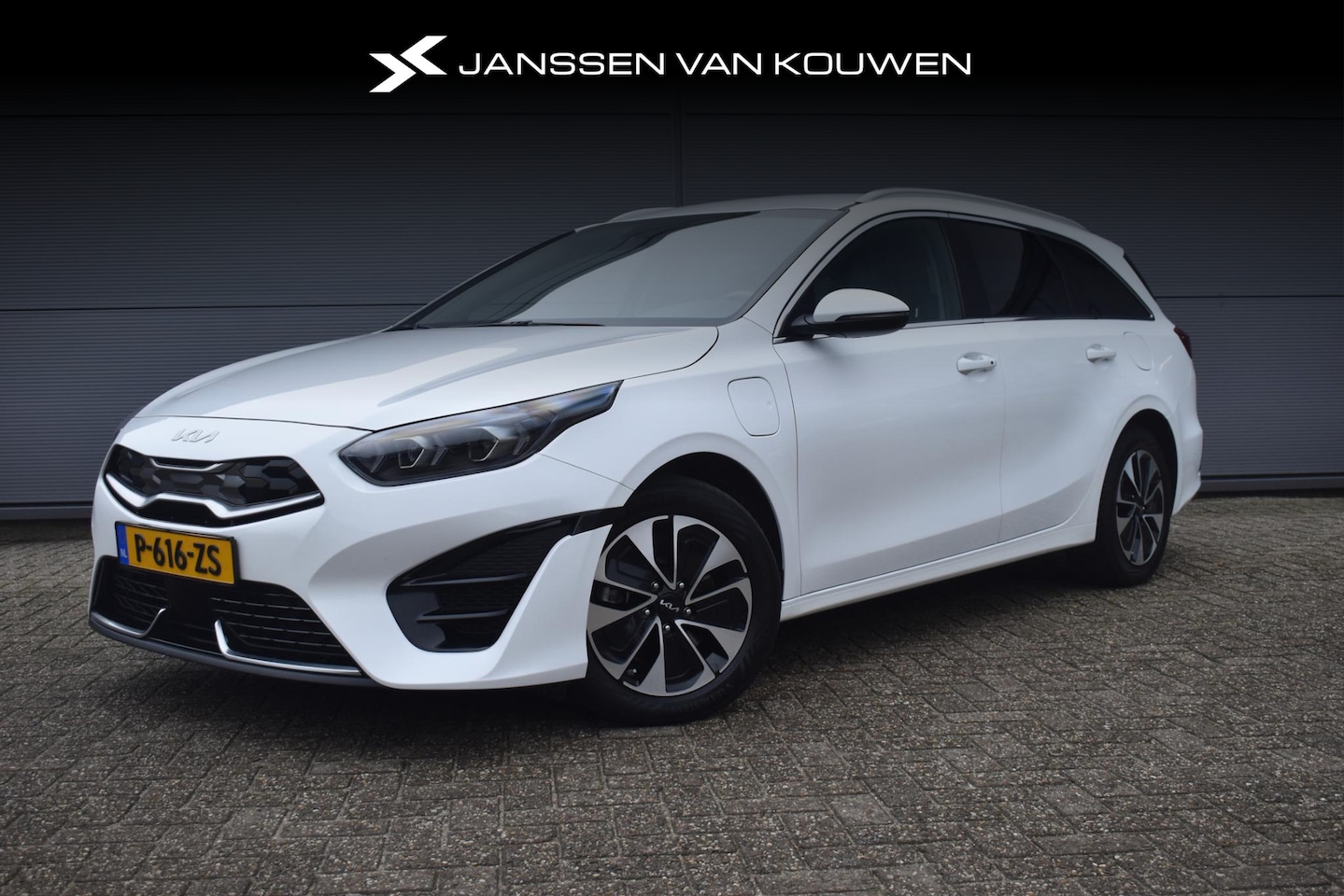 Kia Cee'd Sportswagon - Ceed 1.6 GDI PHEV DynamicPlusLine Stuur/Stoelverwarming Navigatie Camera - AutoWereld.nl