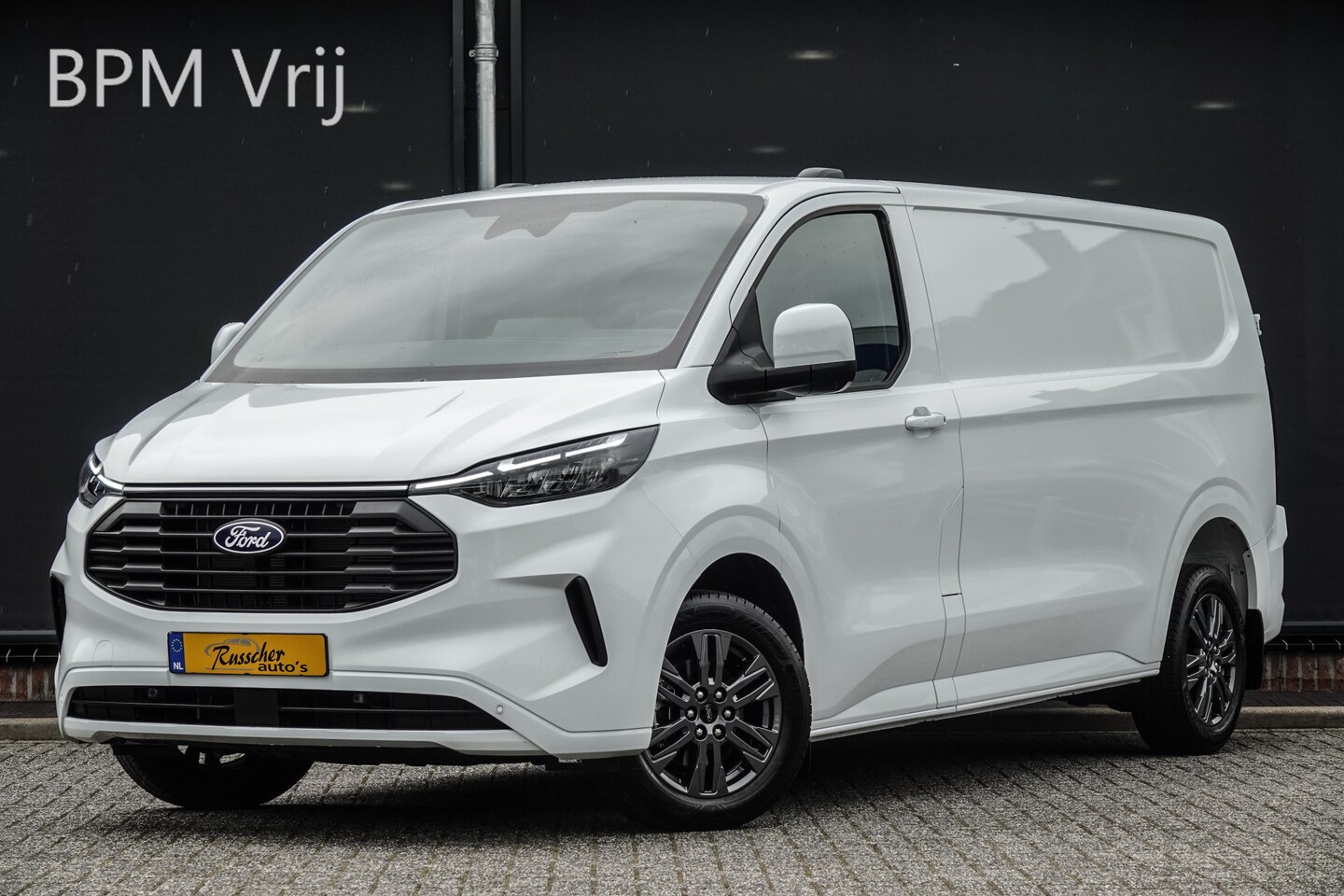 Ford Transit Custom - L2H1 2.0Tdci 136Pk Aut. | Limited | Frozen White | 17'' | Nieuw Model - AutoWereld.nl