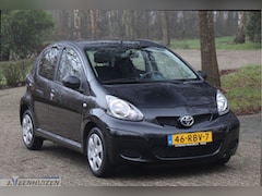 Toyota Aygo - 1.0-12V Comfort Navigator | 2011 | Airco | Leuke auto |