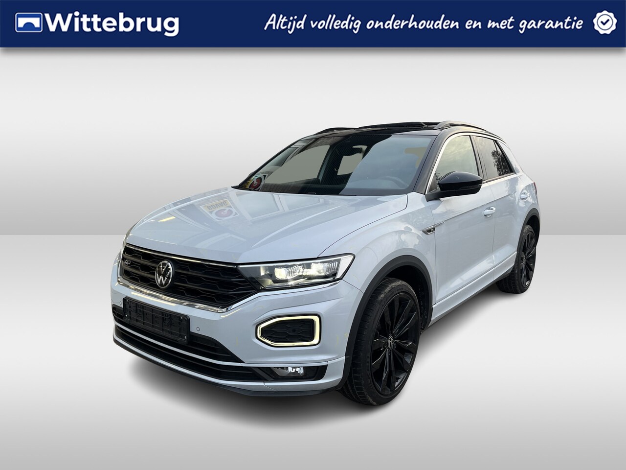 Volkswagen T-Roc - 1.5 TSI R-Line / PANO/ CRUISE/ DIGITAL DASH/ DAB/ APP-CONNECT/ PARK. SENSOREN/ AIRCO/ STOE - AutoWereld.nl