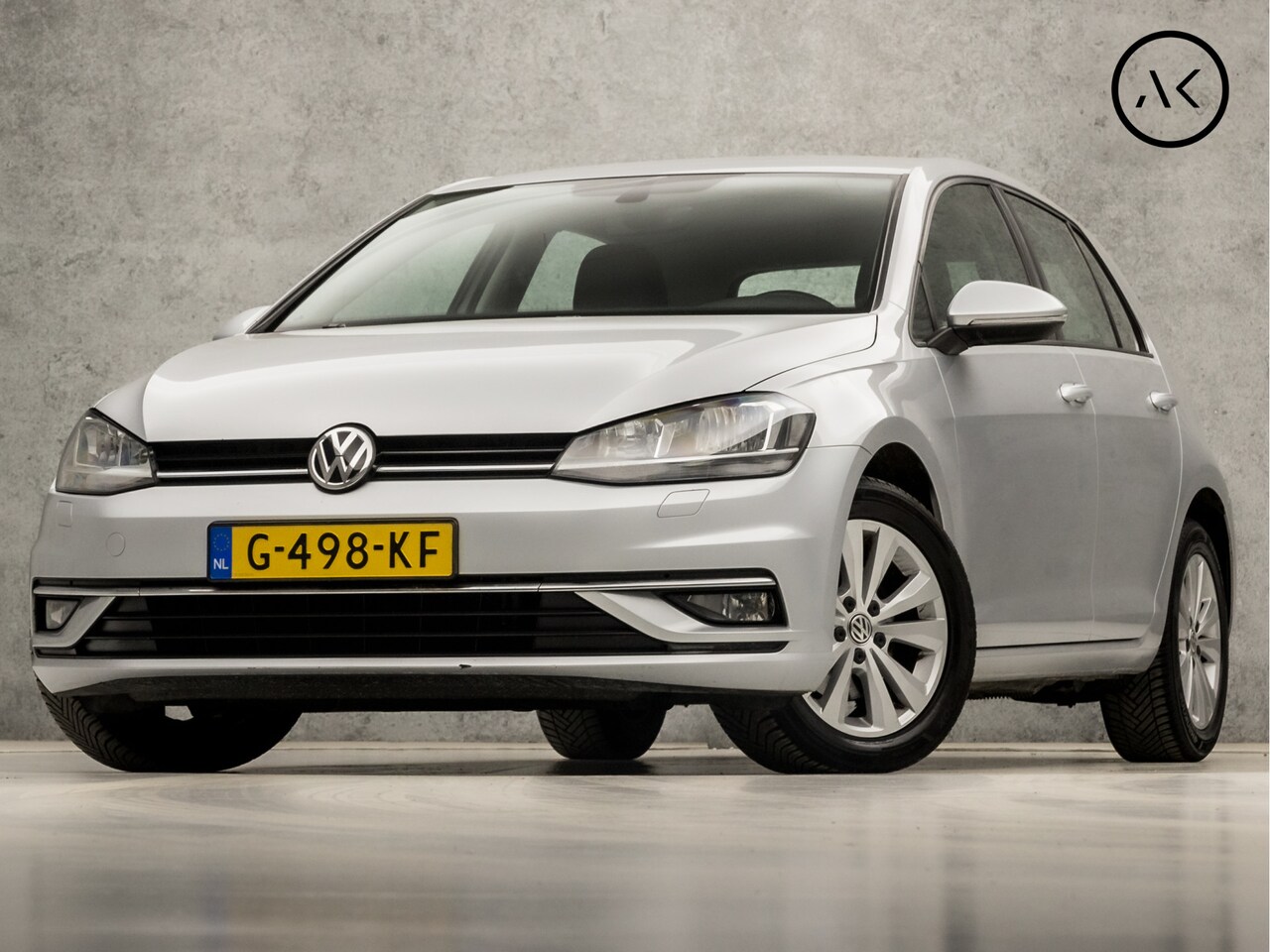 Volkswagen Golf - 1.6 TDI Sportline (GROOT NAVI, CLIMATE, STOELVERWARMING, ADAPTIVE CRUISE, SPORTSTOELEN, LM - AutoWereld.nl