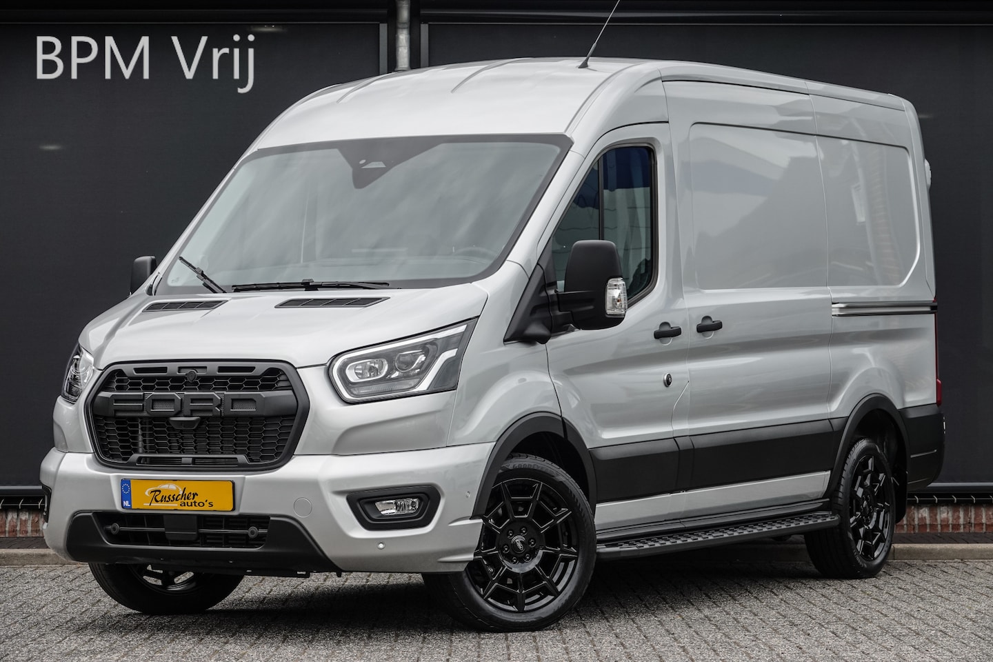 Ford Transit - L2H2 | 165Pk A8 Aut. | Raptor Edition | 2x Schuifdeur | Nieuw Model - AutoWereld.nl