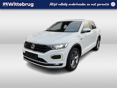 Volkswagen T-Roc - 1.5 TSI R-Line / AUTOMAAT/ CAMERA/ PARK. SENSOREN/ LED/ DODE HOEK/ KEYLESS/ DIGITAL DASHBO