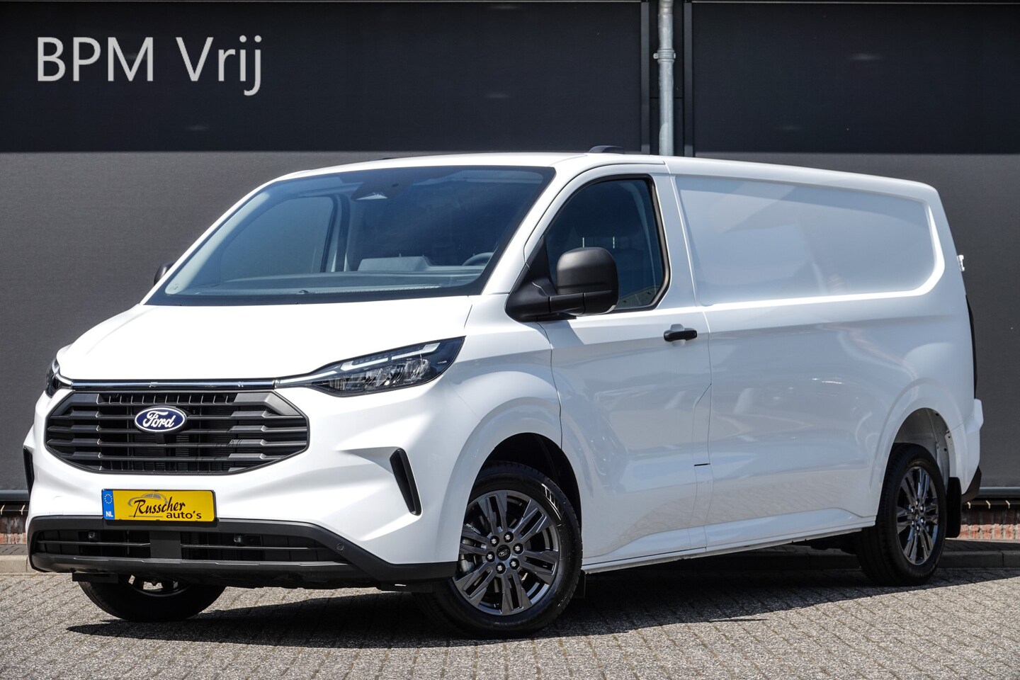 Ford Transit Custom - L2H1 2.0Tdci 136Pk | Trend | Frozen White | 17'' - AutoWereld.nl