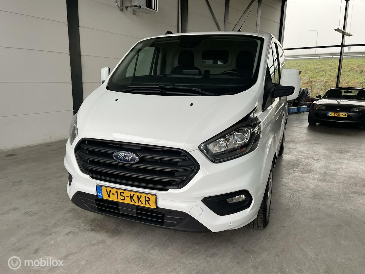 Ford Transit Custom - 340 2.0 L1H1 autom.navi leer - AutoWereld.nl