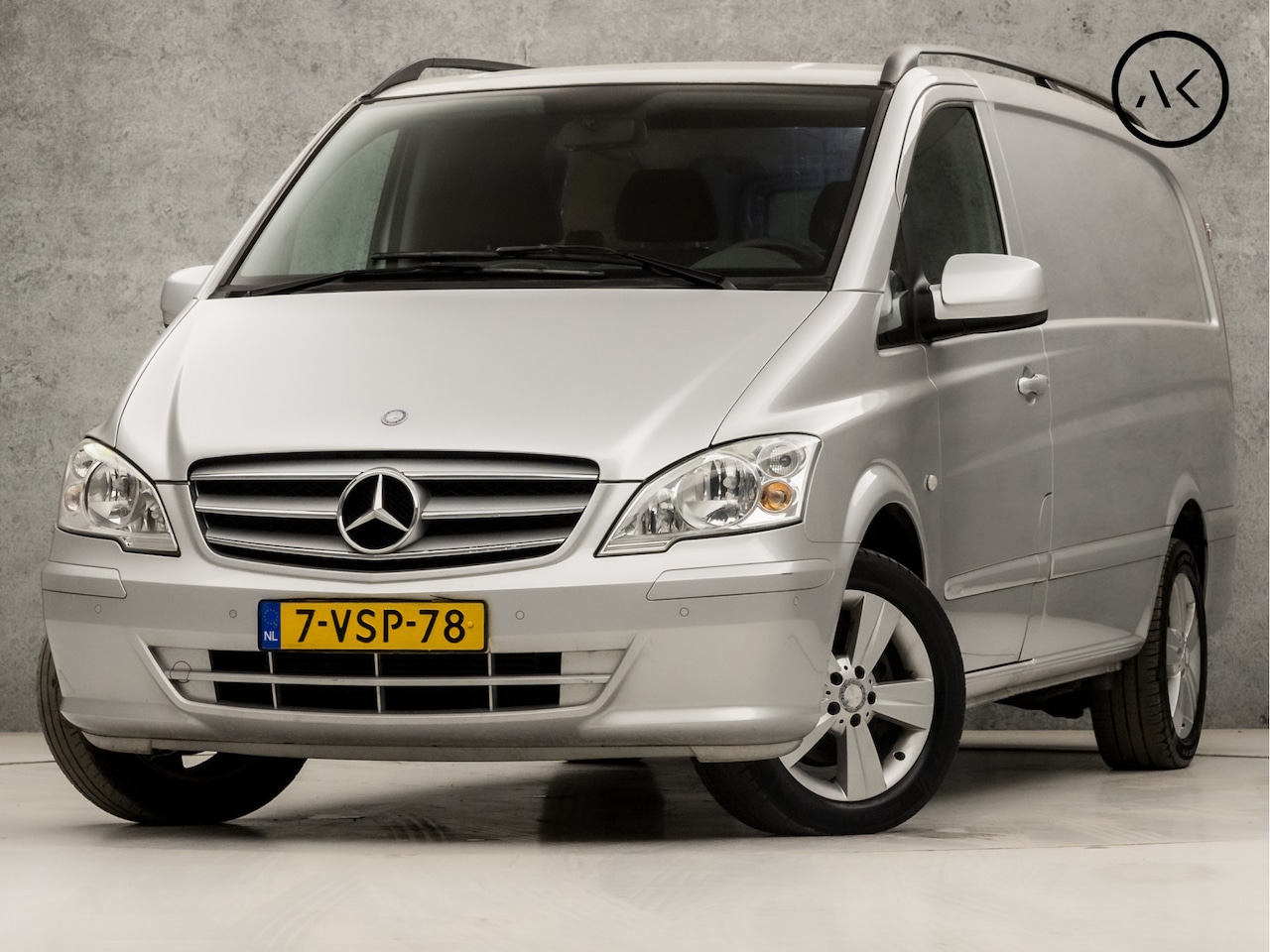 Mercedes-Benz Vito - 113 CDI 320 Luxe Automaat (RADIO, 3 ZITPLAATSEN, CAMERA, CRUISE, AIRCO, SPORTSTOELEN, LM V - AutoWereld.nl