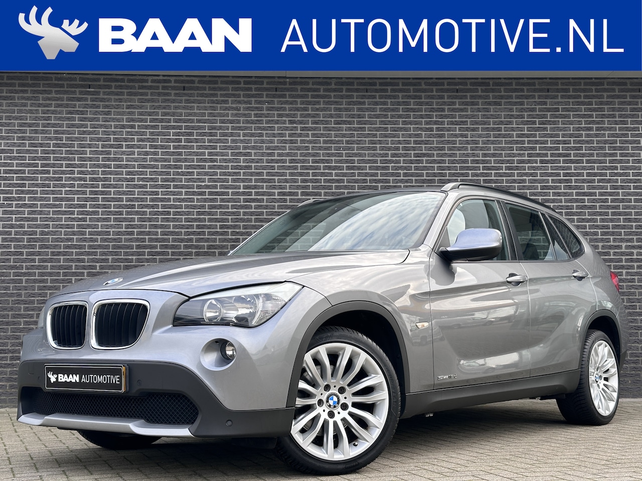 BMW X1 - sDrive18d Executive | Navigatie | Eerste eigenaar | Dealer onderhouden - AutoWereld.nl