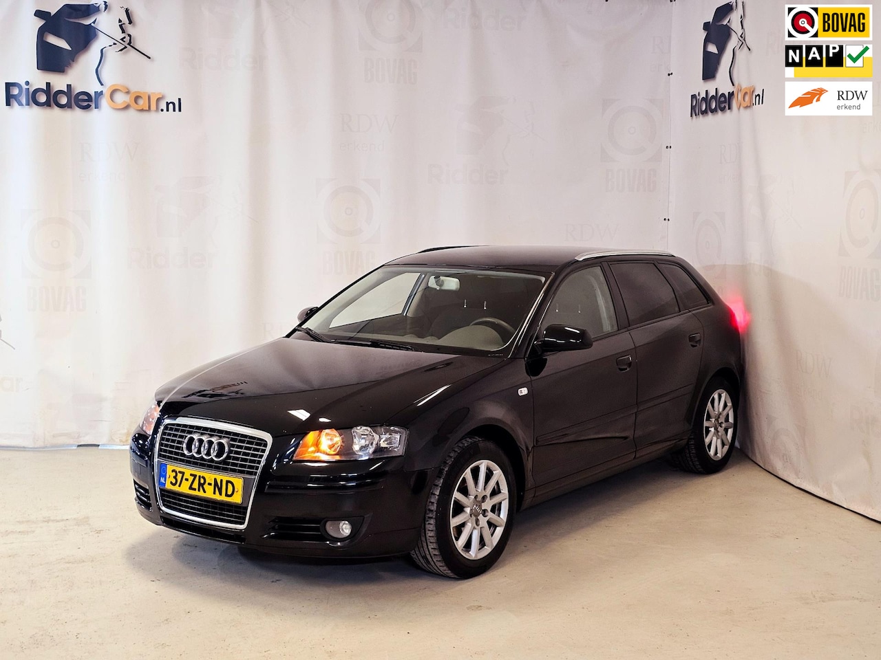 Audi A3 Sportback - 1.6 Ambition Pro Line|TREKHAAK|NAP|AIRCO| - AutoWereld.nl